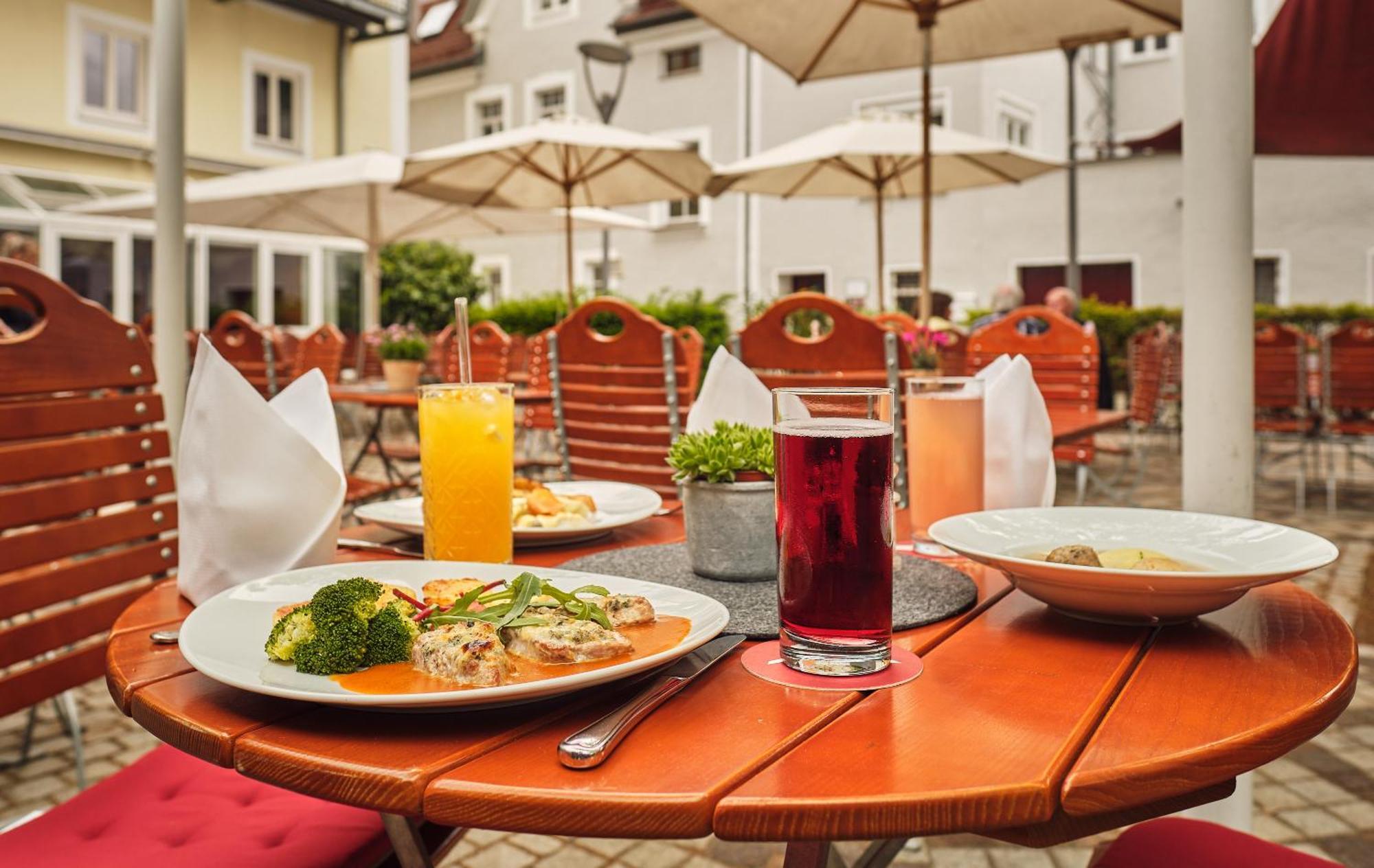 Fuchsbraeu Hotel Beilngries Exterior foto